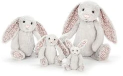 Jellycat Blossom Silber Plüschtier Hase Mittelgroß - 31 Cm 7 Jellycat Blossom Silber Plüschtier Hase Mittelgroß - 31 Cm -Plüschtierladen 4