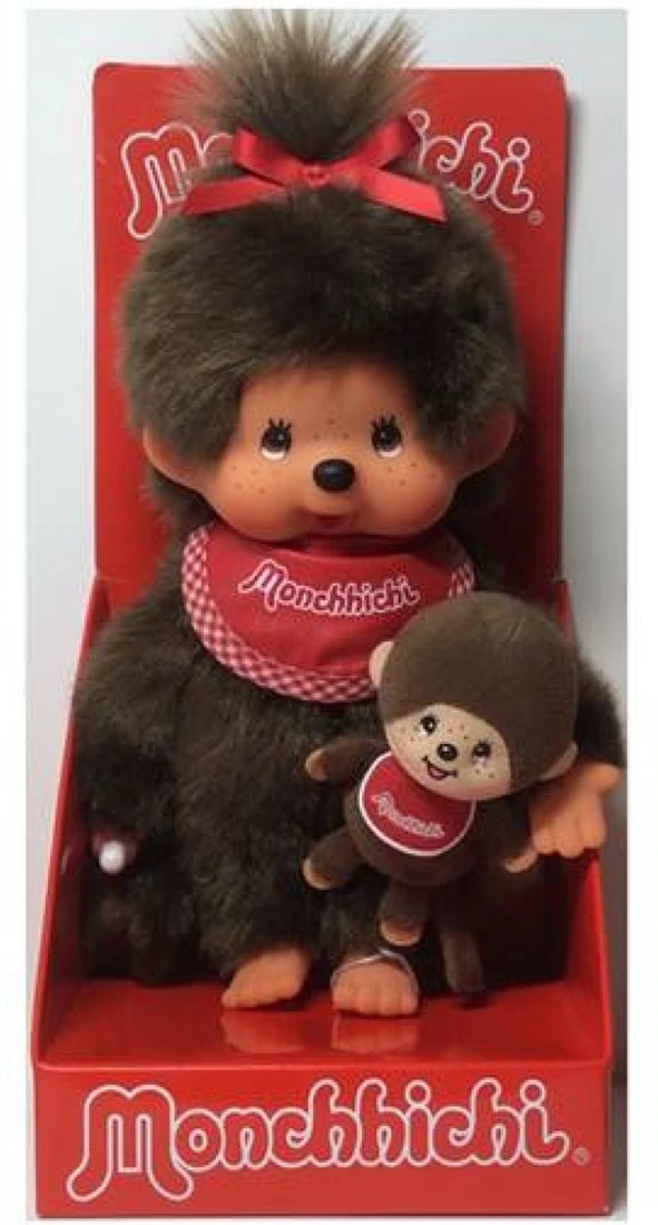 Sekiguchi 242184 - Original Monchhichi Mädchen Mit Mini-Monchhichi, Plüsch-Figur Mit Rotem Lätzchen Und Schleife Im Haar, Kuscheltier Aus Braunem Plüsch, Ca. 20 Cm Groß 1 Sekiguchi 242184 - Original Monchhichi Mädchen Mit Mini-Monchhichi, Plüsch-Figur Mit Rotem Lätzchen Und Schleife Im Haar, Kuscheltier Aus Braunem Plüsch, Ca. 20 Cm Groß